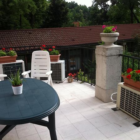 Kalmar Panzio Bed and Breakfast Βουδαπέστη Εξωτερικό φωτογραφία