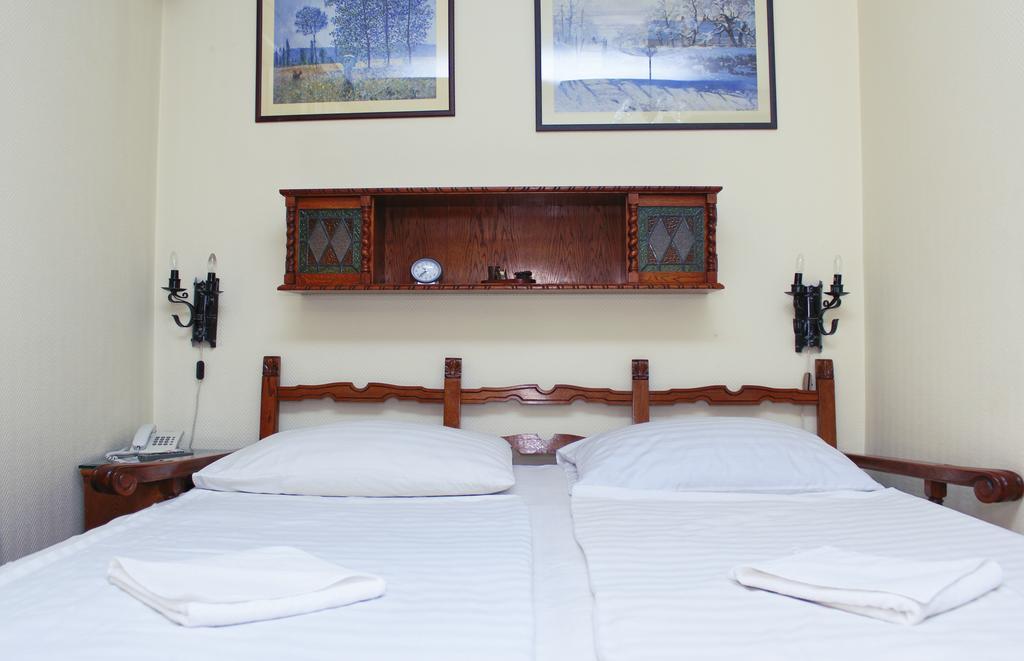 Kalmar Panzio Bed and Breakfast Βουδαπέστη Δωμάτιο φωτογραφία