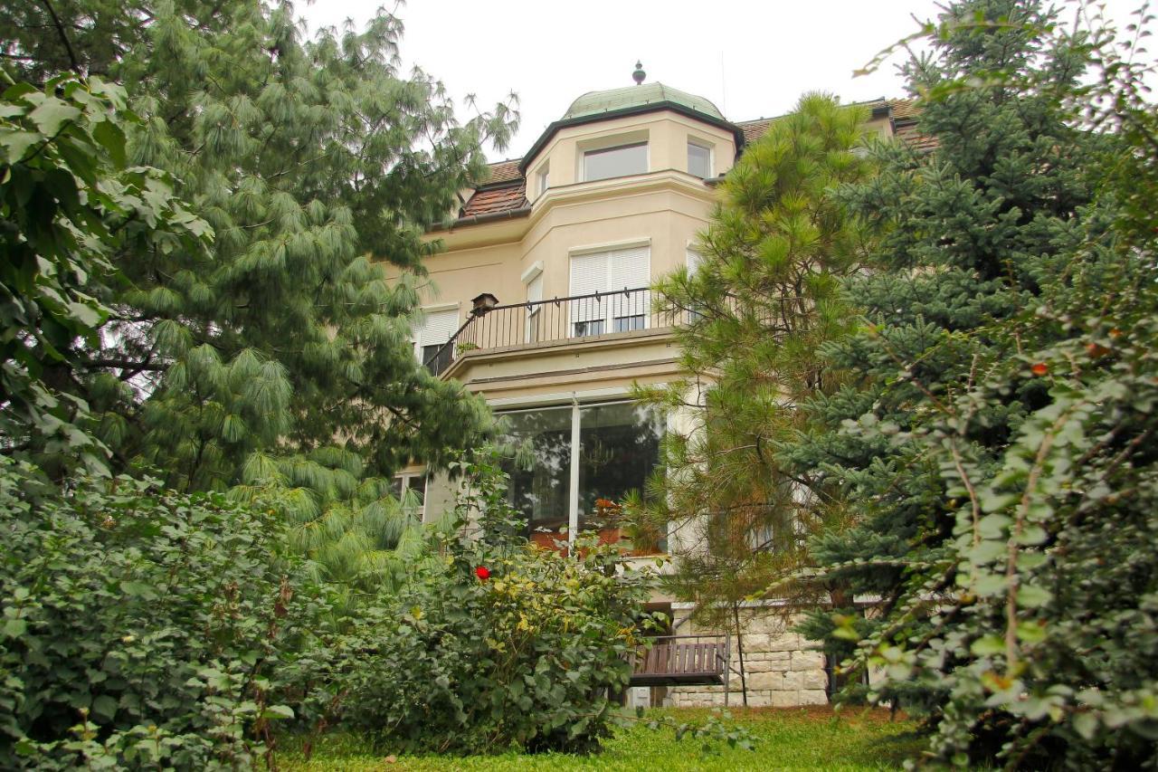 Kalmar Panzio Bed and Breakfast Βουδαπέστη Εξωτερικό φωτογραφία